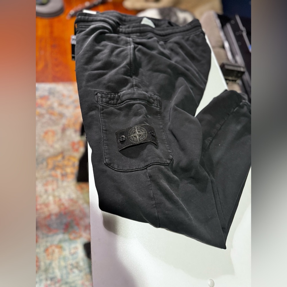 Pre-loved stone island joggers